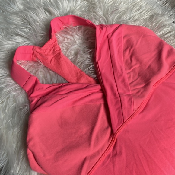 Lululemon tank top - Picture 2 of 3